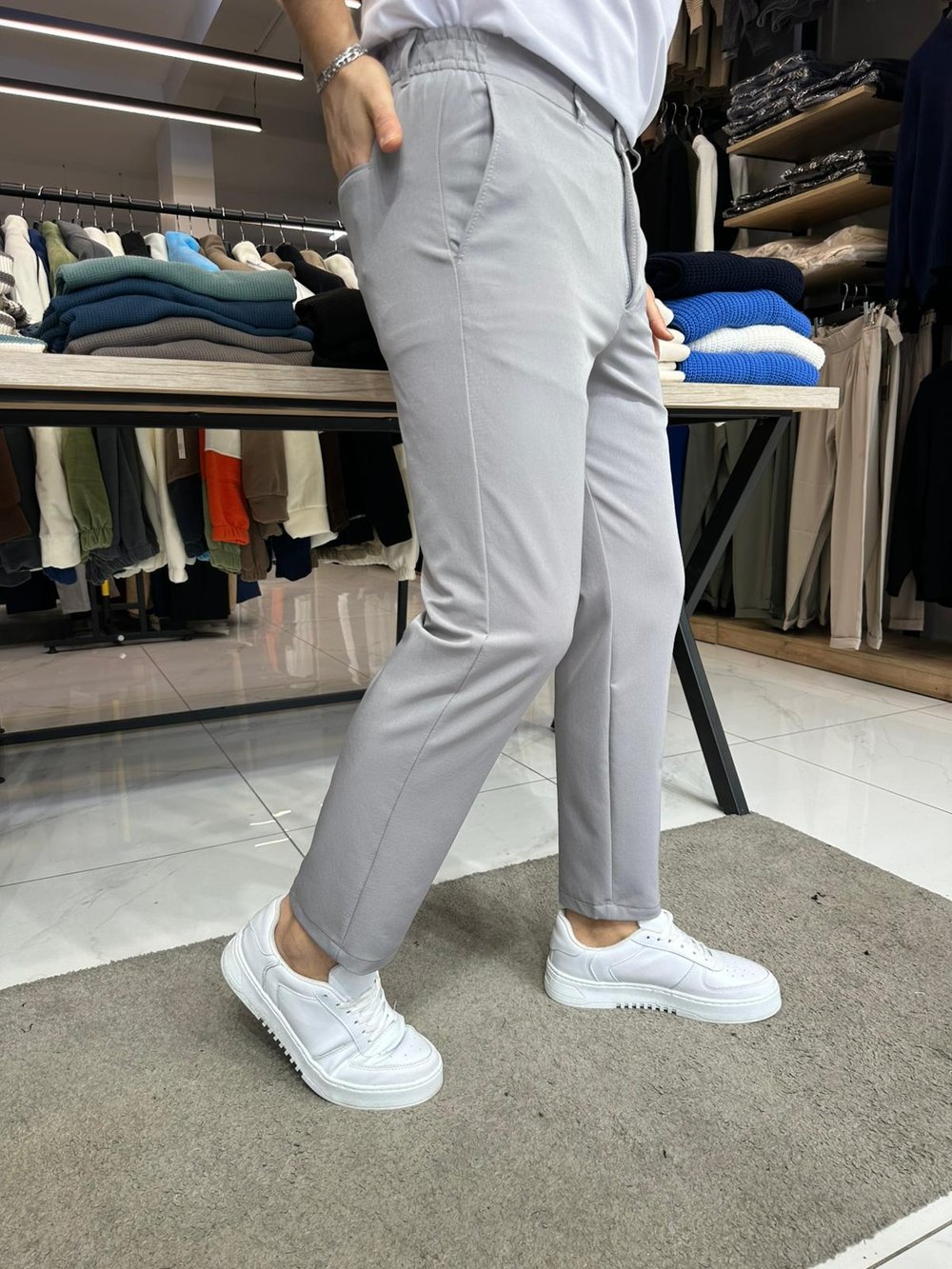 Yeni Jogger Pantolon Gri