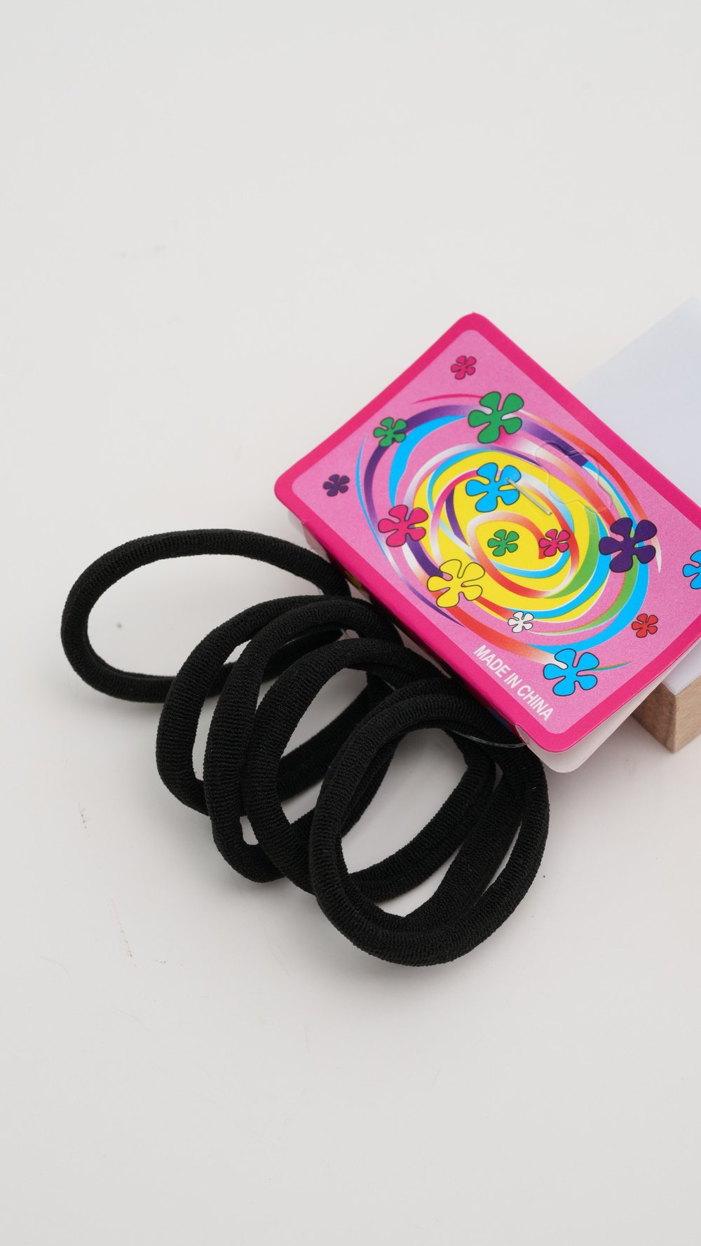 İTHAL PAKET LASTİK TOKA -  ORTA BOY SİYAH -( 12X6 ADET )