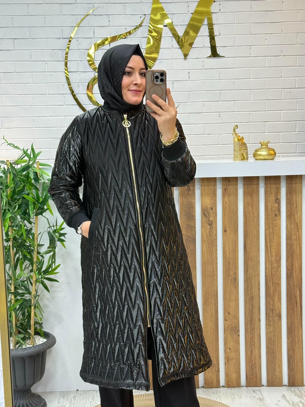 RUGAN MONT
