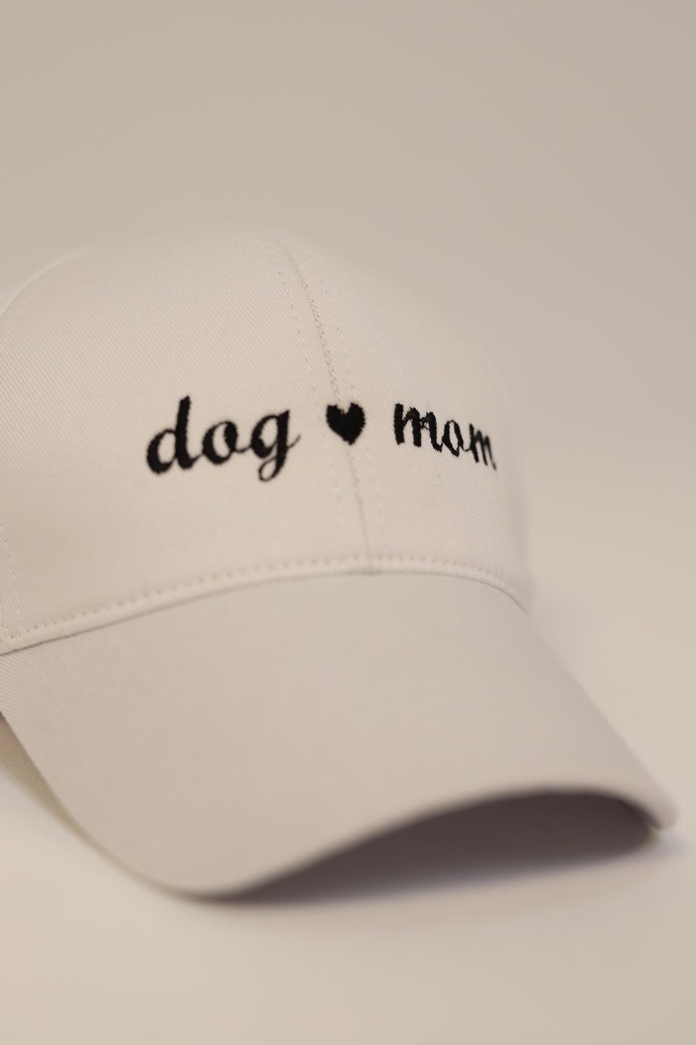 Dog Mom Şapka Beyaz