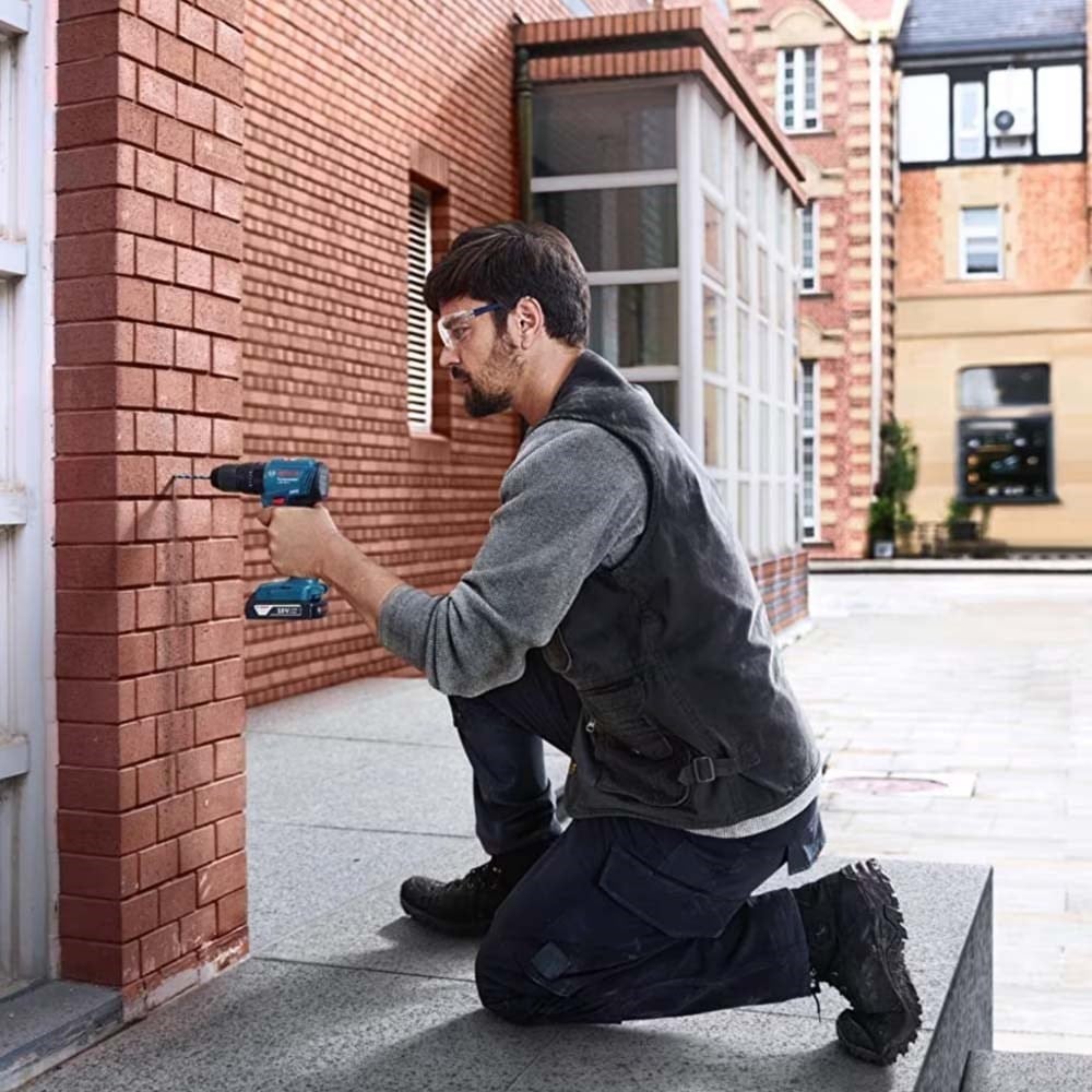 BOSCH 4080654372 GSB 185-LI Akülü Darbeli Vidalama Çift Akülü 18V 2 Ah