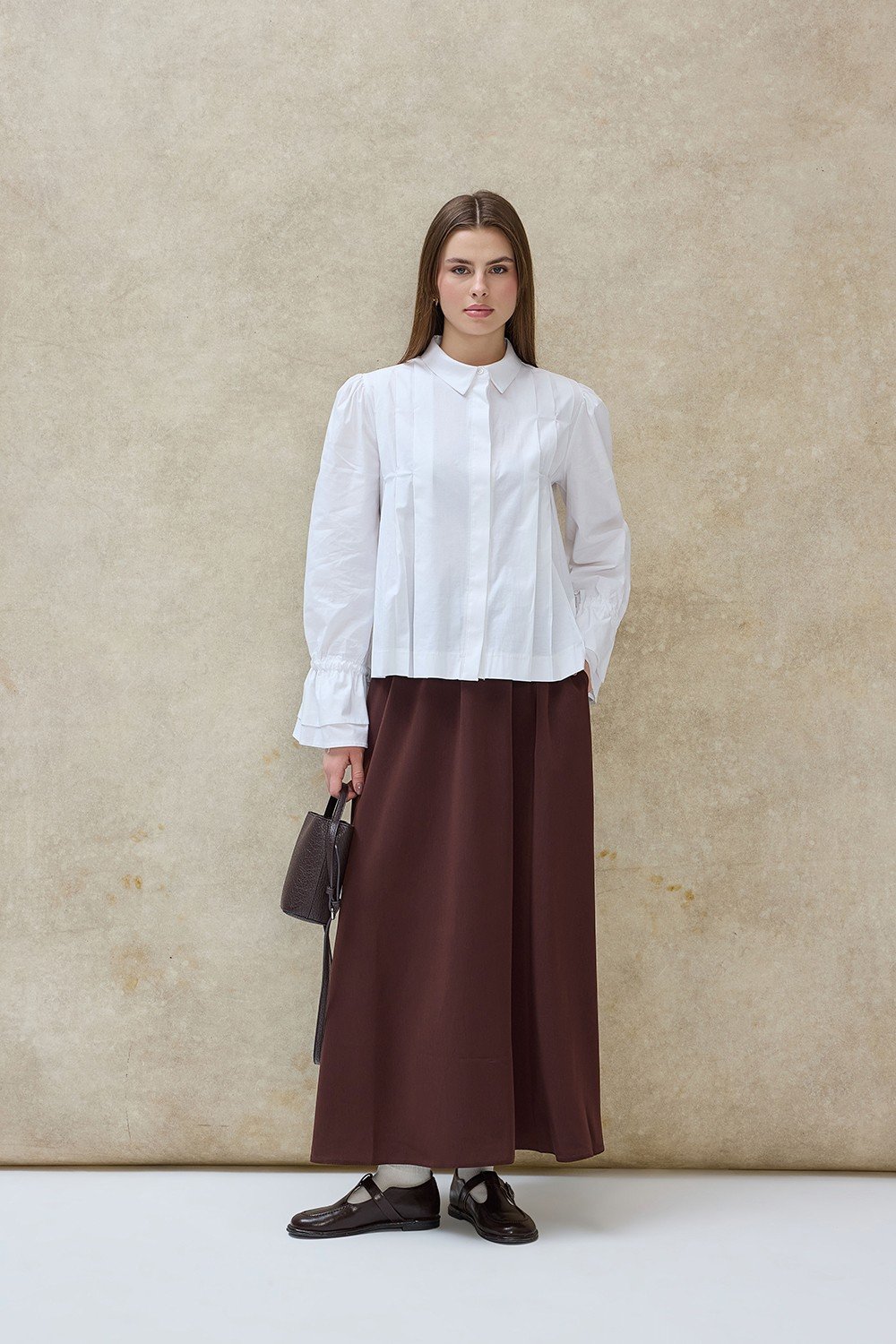 Beyaz Liza Kolu Bağcıklı Gömlek 