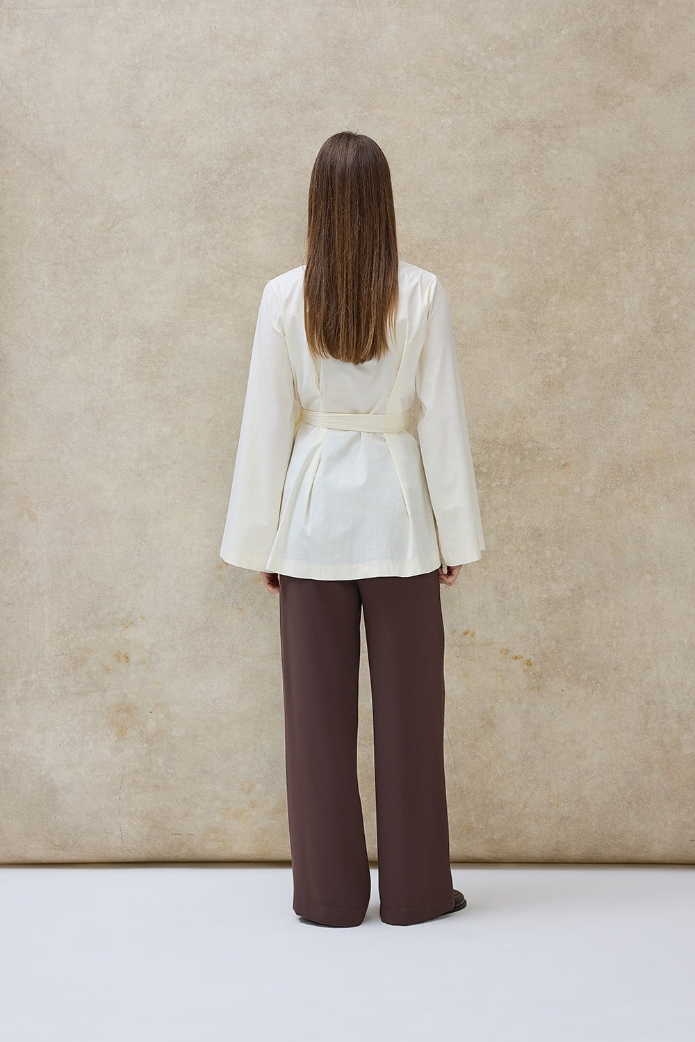 Krem Mirel Geniş Kol Pileli Gömlek 