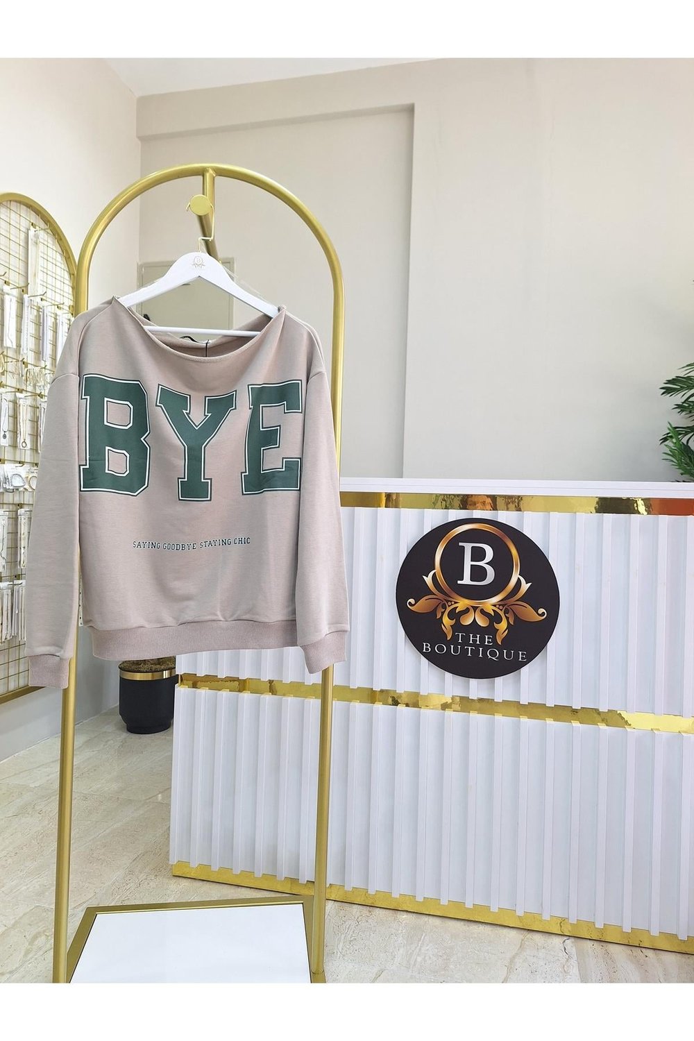 Baskılı Kayık Yakalı Sweatshırt