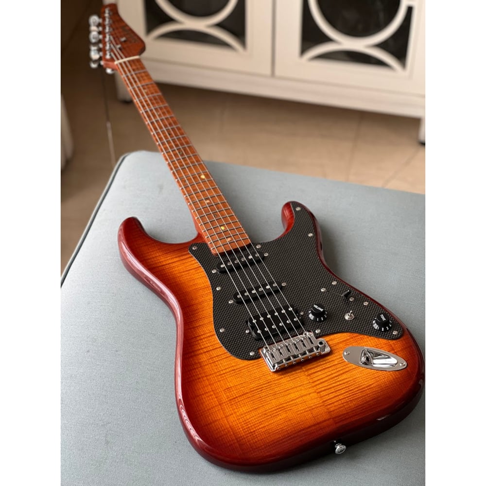 Soloking MS-1 FM Artisan with Roasted Flame Neck in Honeyburst Gloss Special Run W/Hardcase