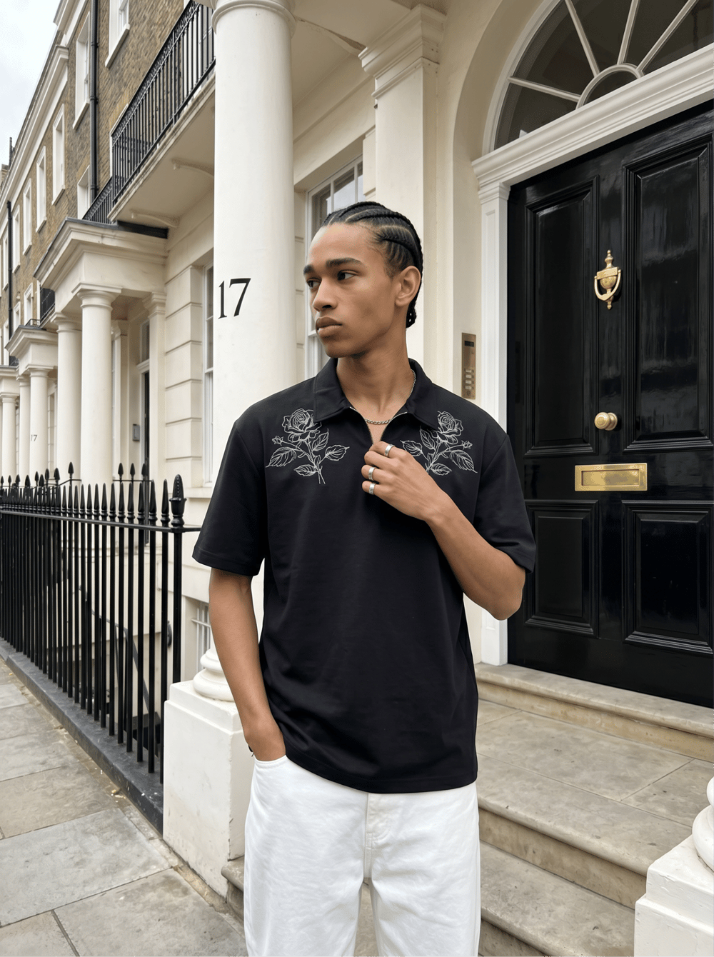 Oversize Çiçek Detaylı Fermuarlı Polo Yaka T-Shirt