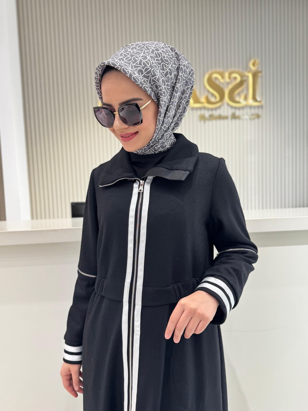 38503 Kap  - SİYAH