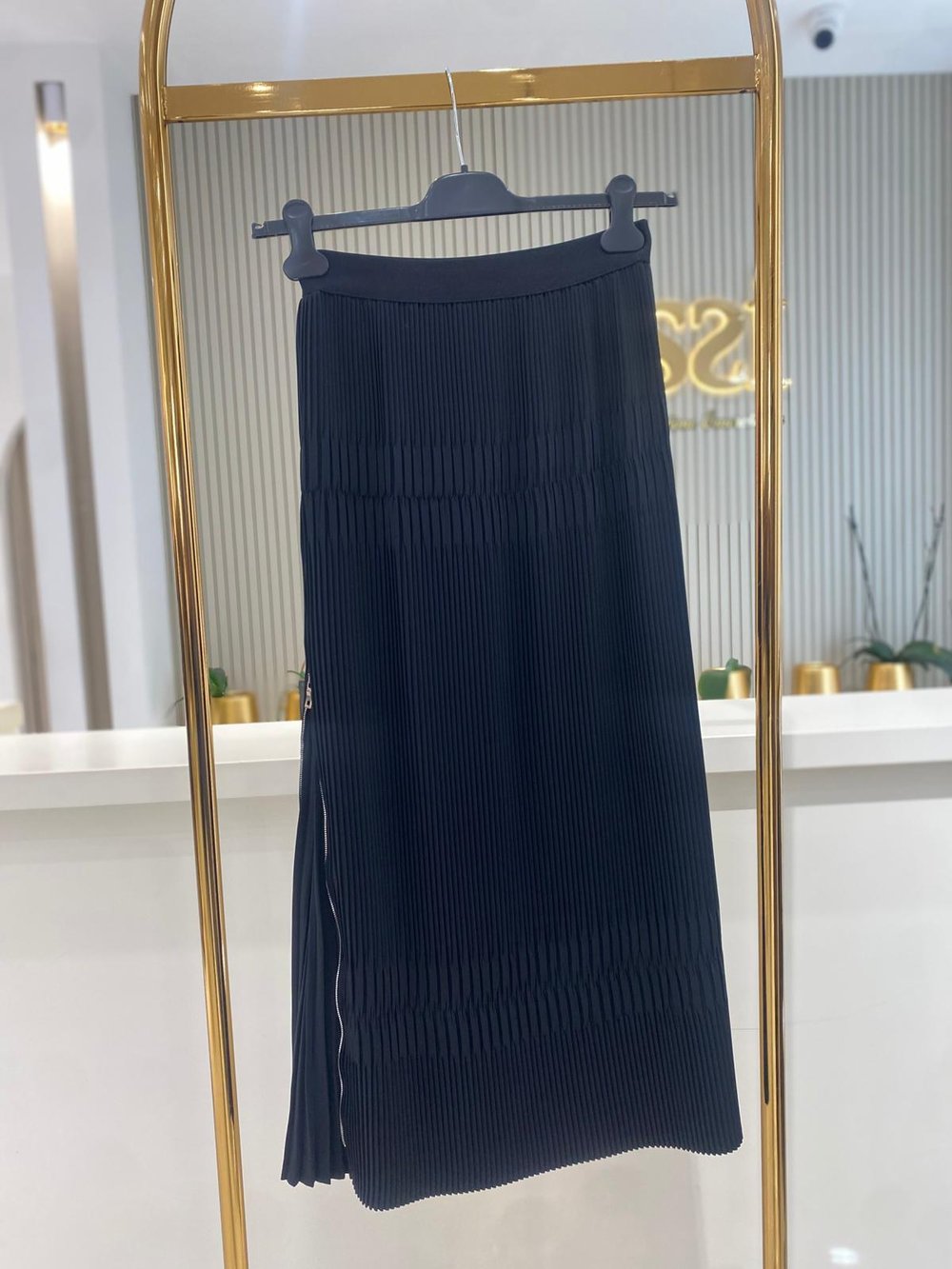 38921 Etek  - SİYAH