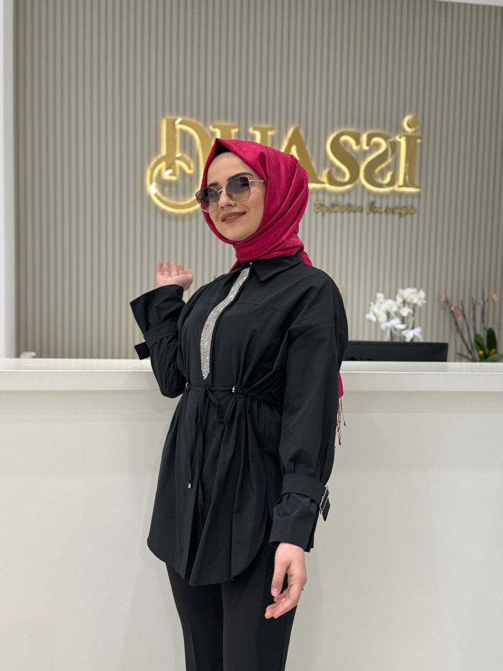 My312 Önü Taşlı Tunik 8600 - SİYAH