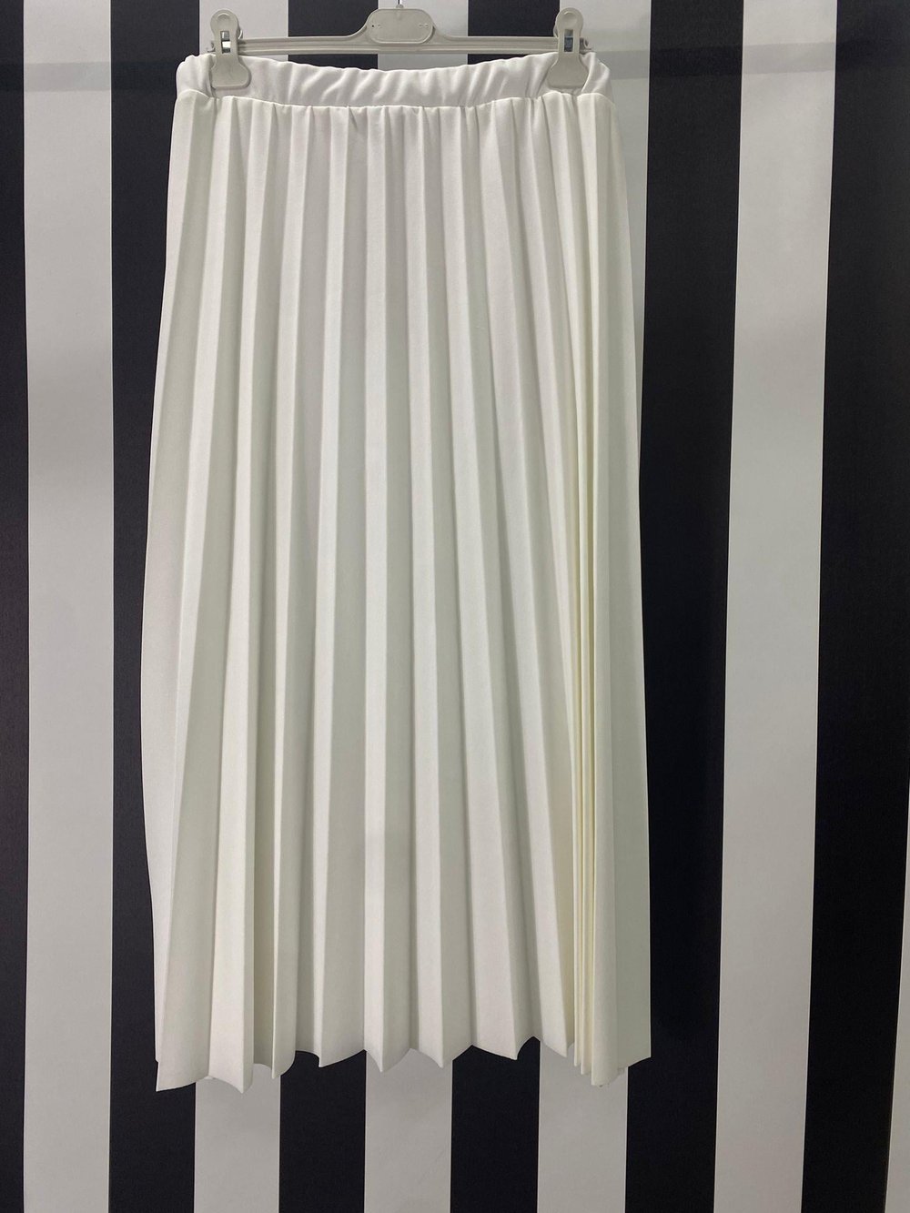 Piliseli Safir Krep Etek 802 - Beyaz