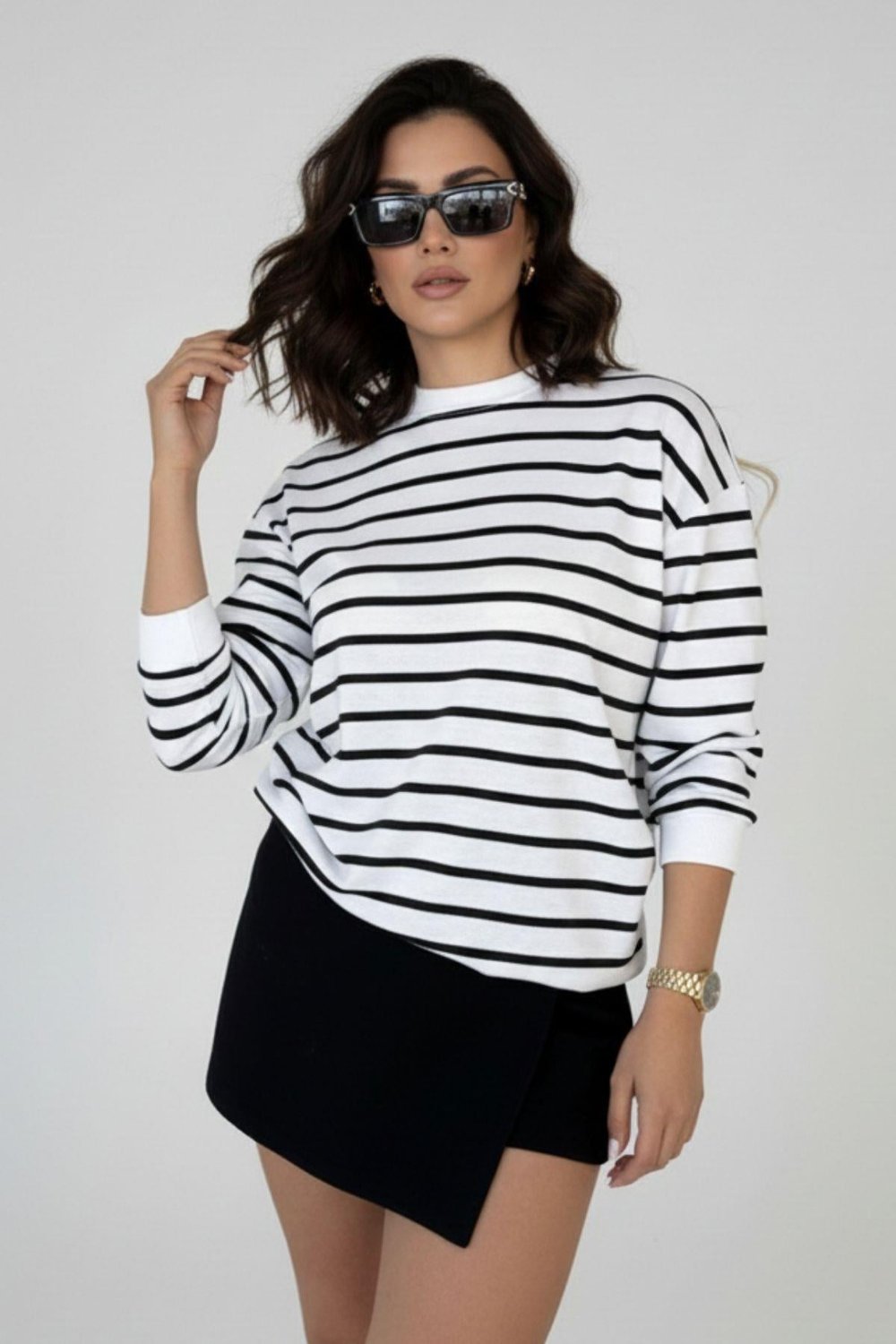 Çizgili Beyaz Sweatshirt