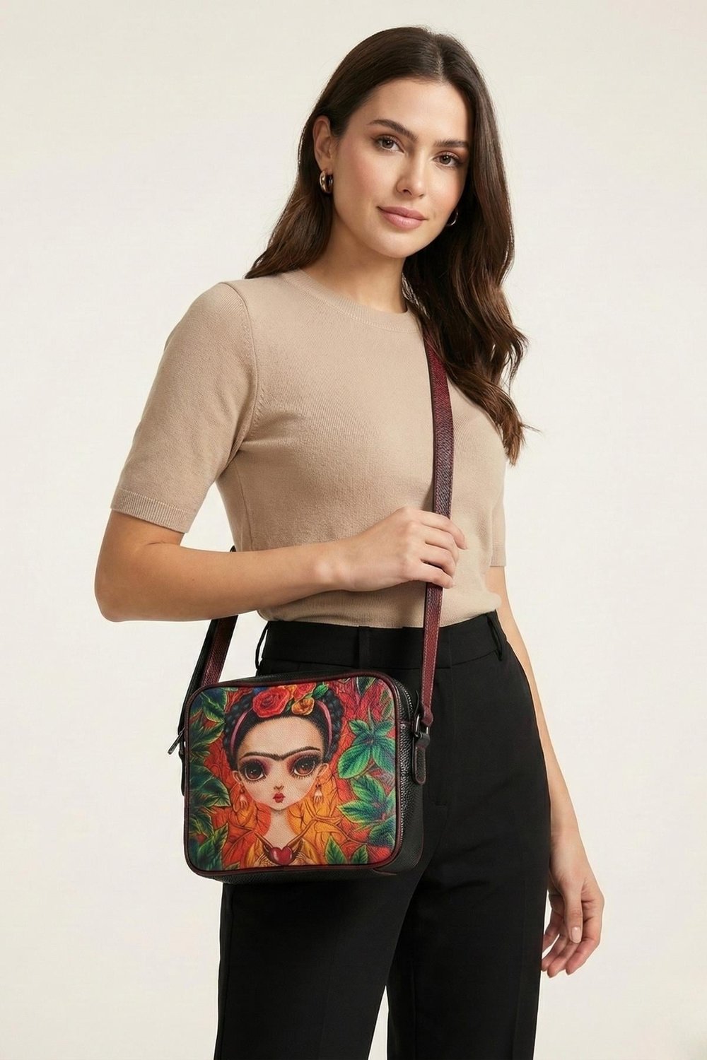 Urban Art Crossbody Postacı Çanta