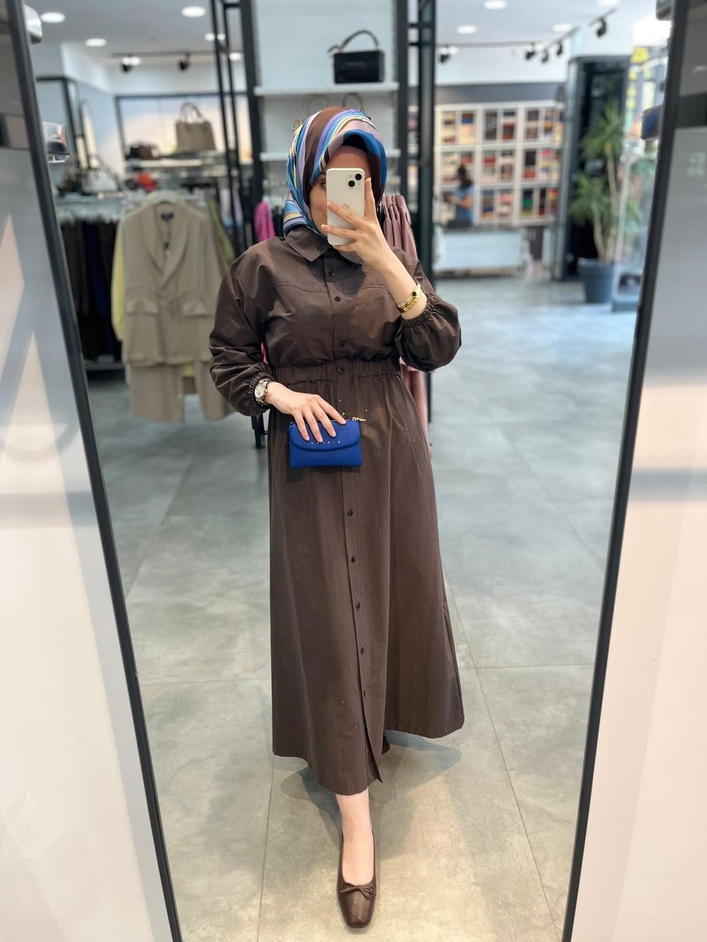 Alesya Beli Lastikli Baskı Taşlı Elbise - Kahve