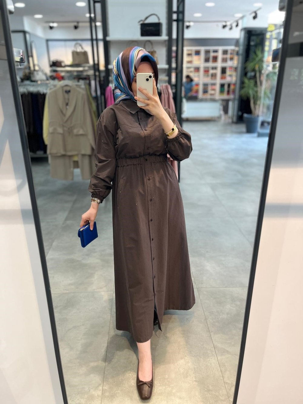 Alesya Beli Lastikli Baskı Taşlı Elbise - Kahve