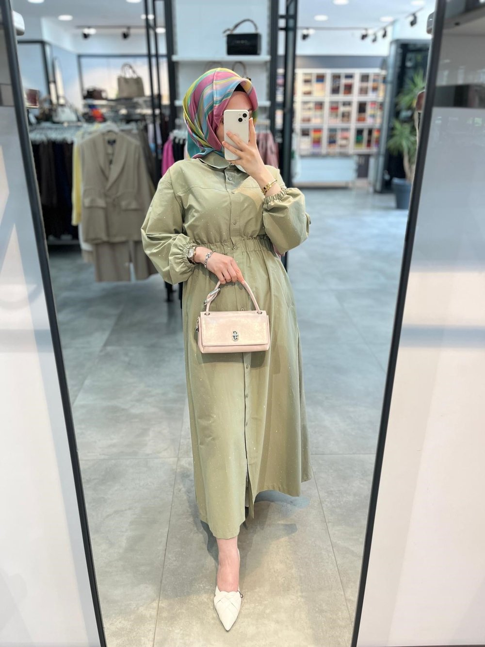Alesya Beli Lastikli Baskı Taşlı Elbise - Çağla