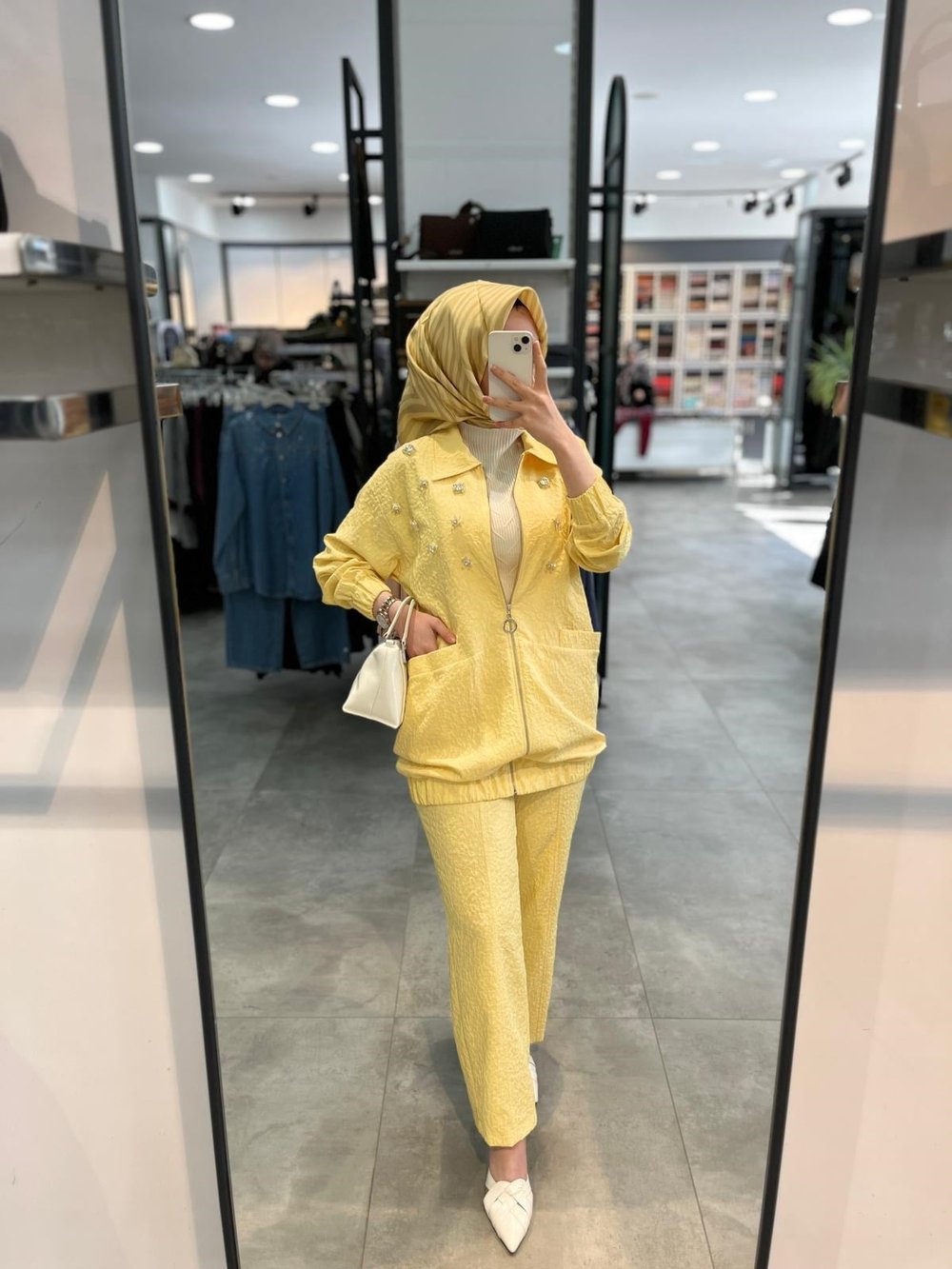 N Prive Jakar Taş Detaylı Pantolonlu Takım - Sarı