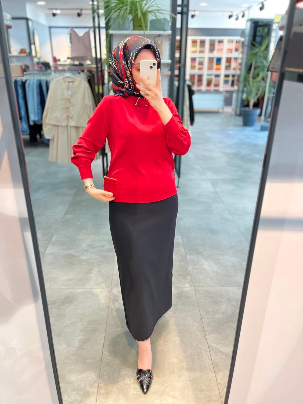 Nihan Metal Aksesuar Detaylı Şık Bluz - Bordo