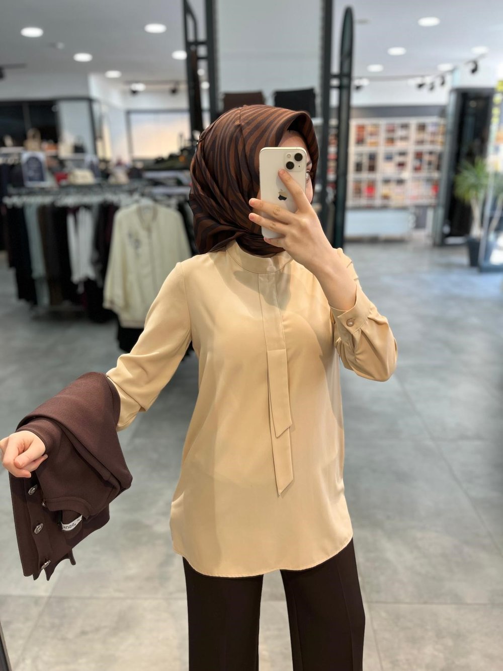 Qotans Fular Detaylı Bluz - Hardal