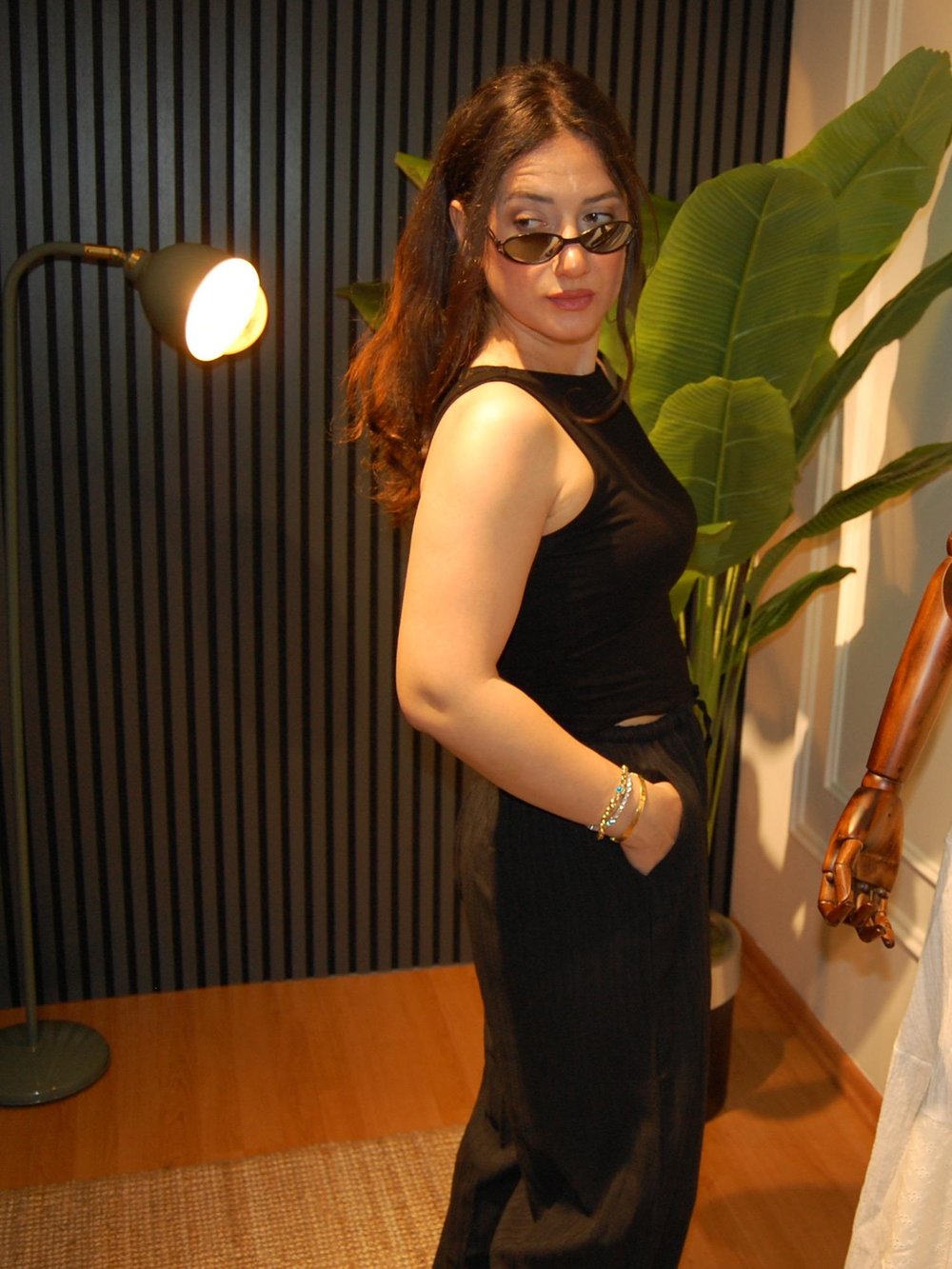 BLUZ KOLSUZ SİYAH