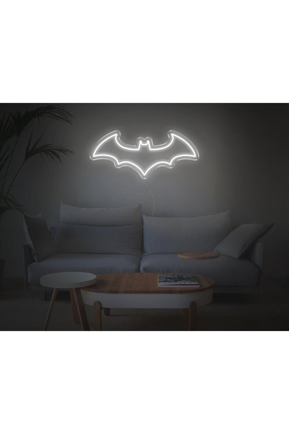 Neon Batman Dekoratif Renkli Işıklı Duvar Tabelası – LED Pleksi Batman Figürü (Hazır Neon)