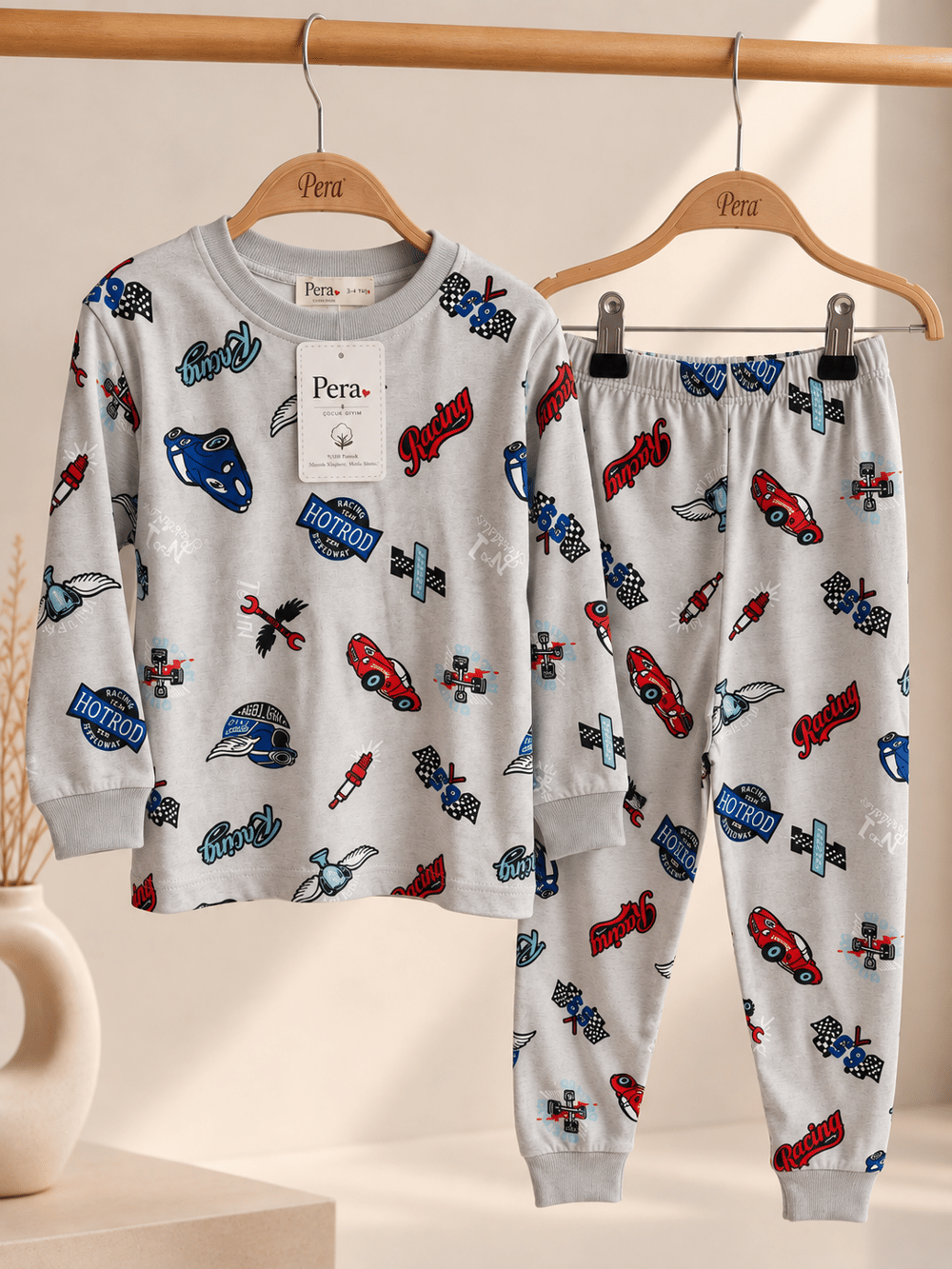 Gri Araba Desenli Kalın Mevsimlik Pijama Takımı (Tam Kalıp)