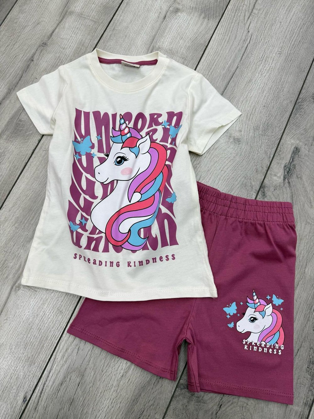 Unicorn Baskılı Şortlu Takım
