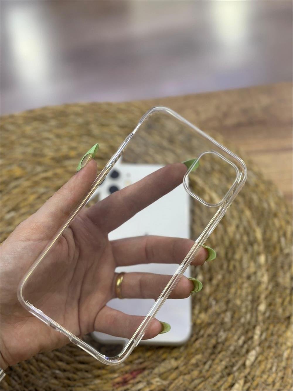 iPhone 11 Kılıf - Şeffaf Silikon