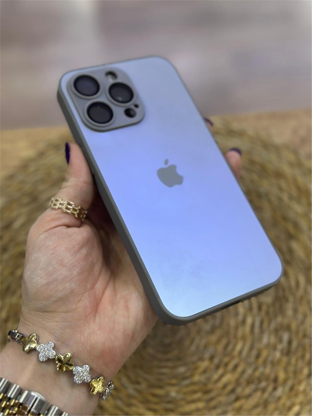 iPhone 15 Pro Max Kılıf - Logolu Buzlu Cam, Kamera Lens Korumalı