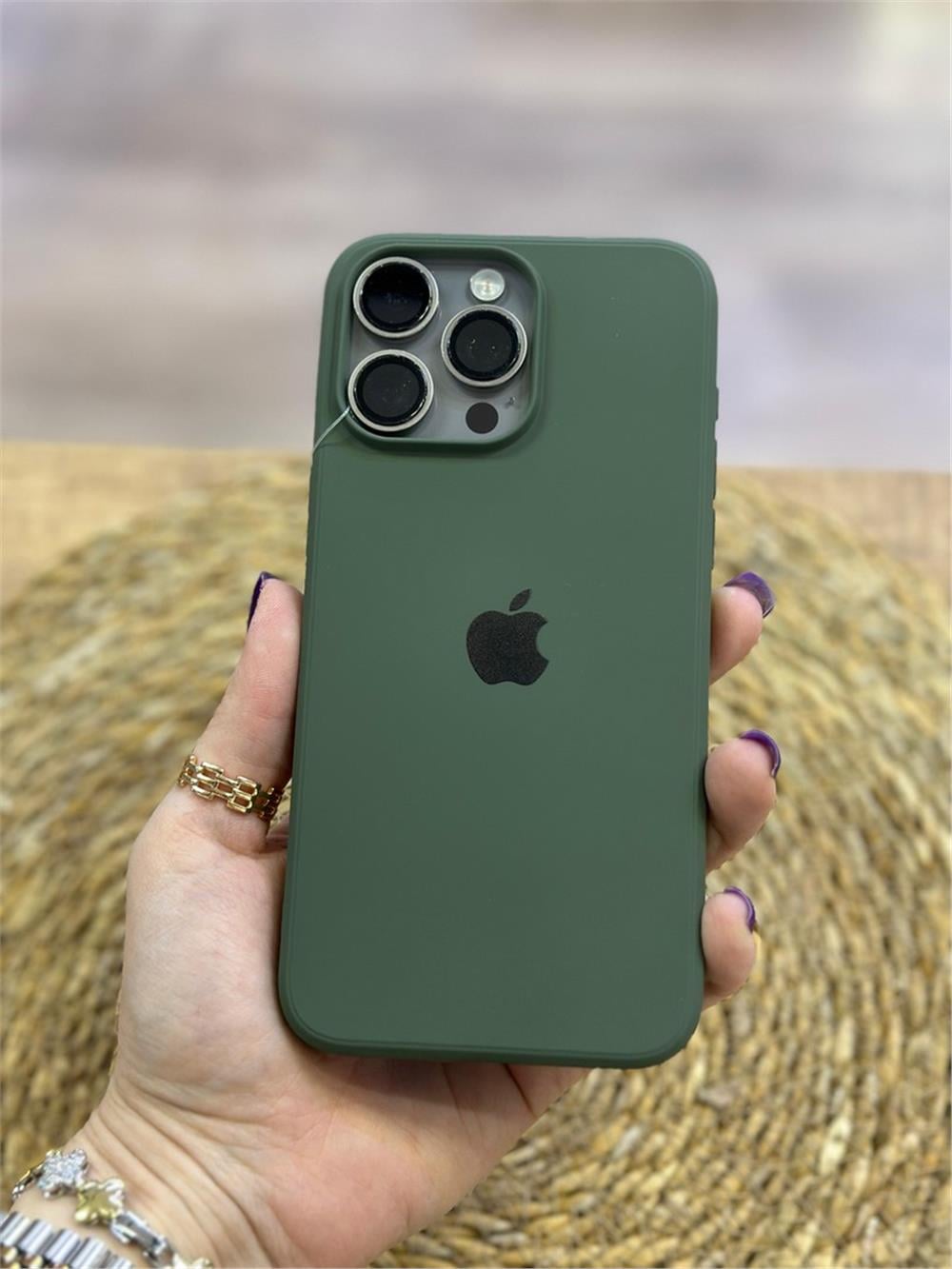 iPhone 15 Pro Max Kılıf - Logolu Lansman, İçi Kadife