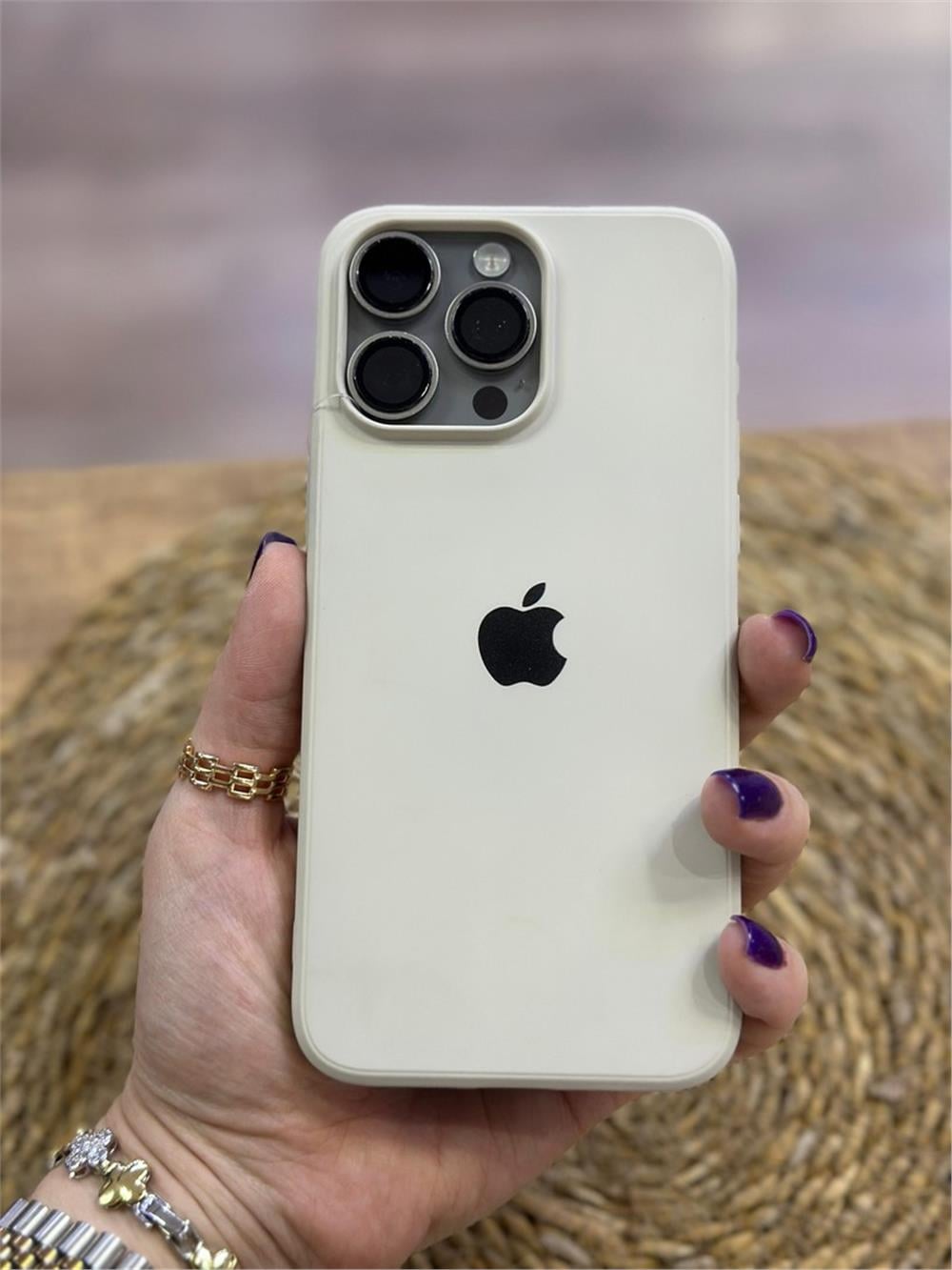 iPhone 15 Pro Max Kılıf - Logolu Lansman, İçi Kadife