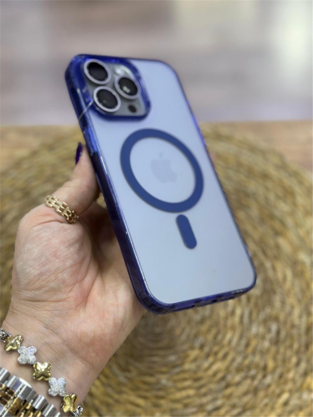iPhone 15 Pro Max Kılıf - MagSafe Şarj