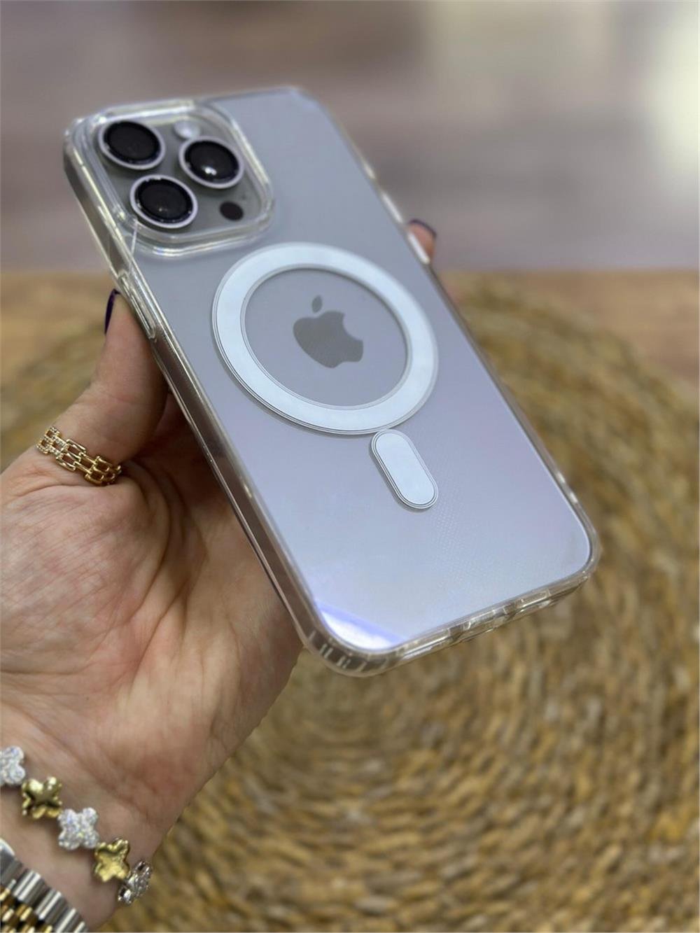 iPhone 15 Pro Max Kılıf - MagSafe Şarj, Şeffaf, Arkası Mika