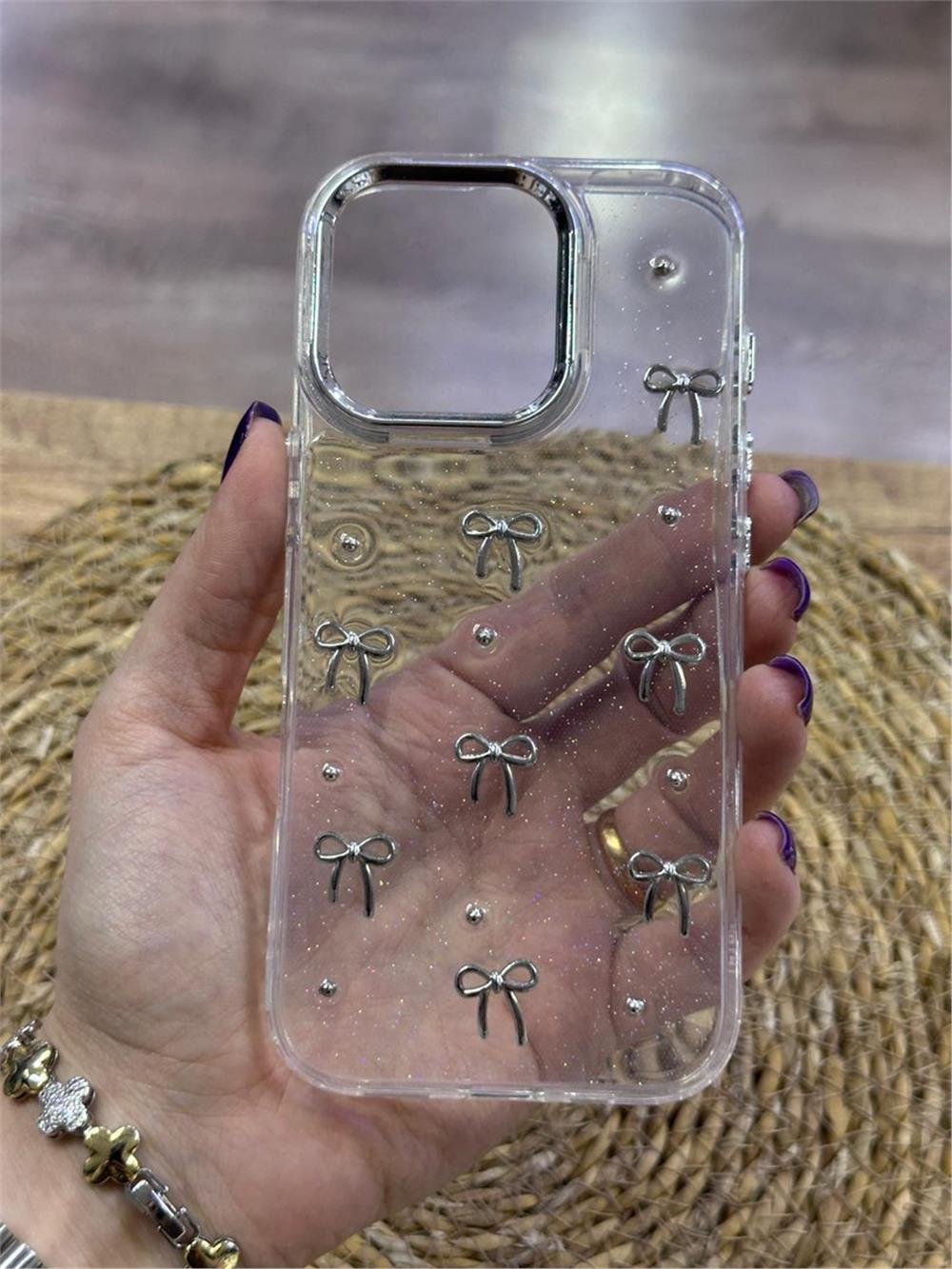 iPhone 16 Pro Kılıf -