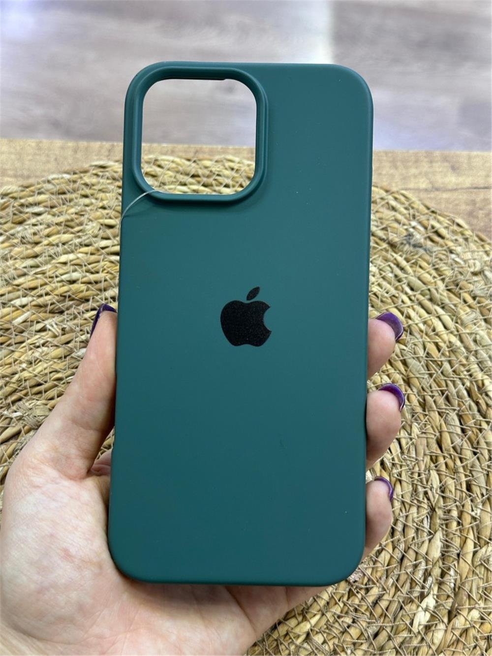 iPhone 16 Pro Max Kılıf - Logolu Lansman, İçi Kadife