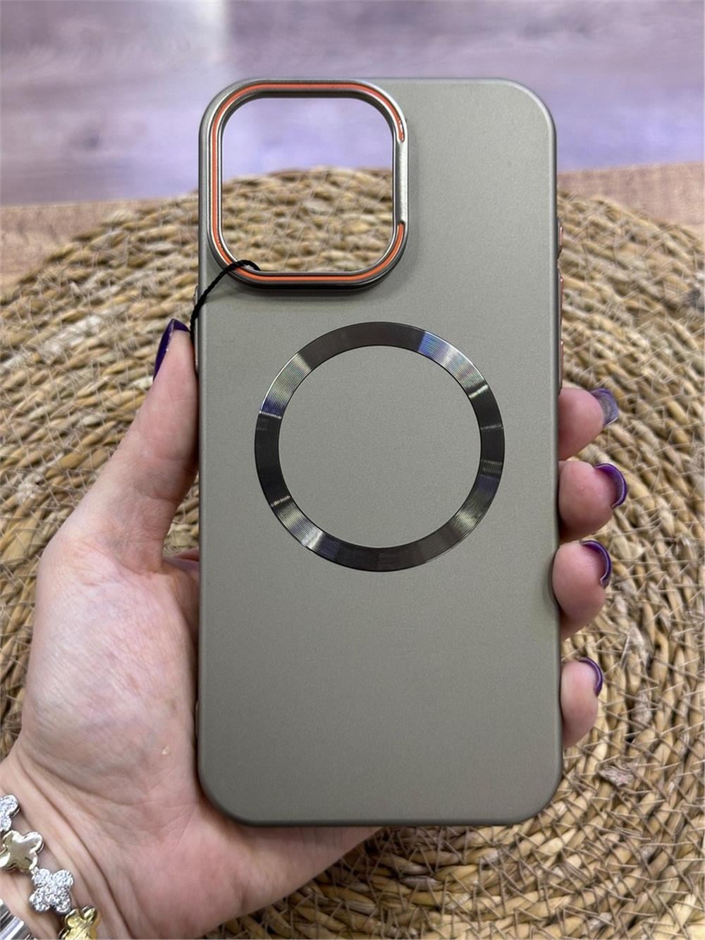 iPhone 16 Pro Max Kılıf - MagSafe Şarj, Mika