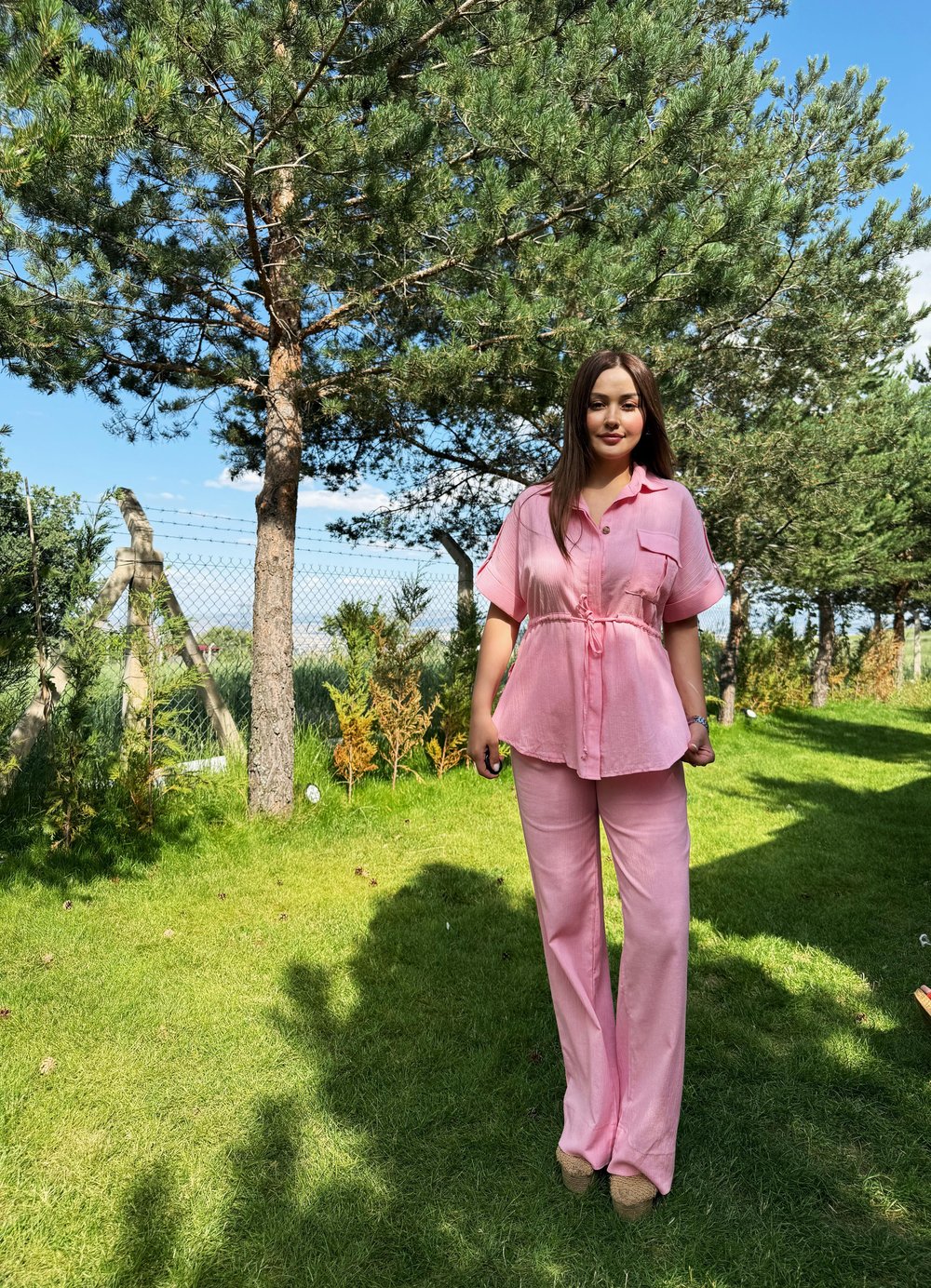 Pembe Bağlamalı Gömlek Takım