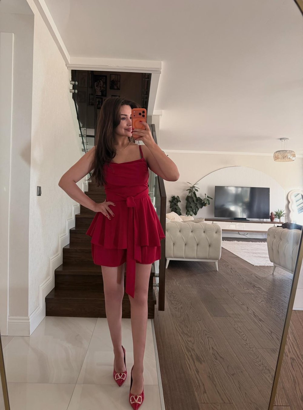 ŞORTLU ELBİSE