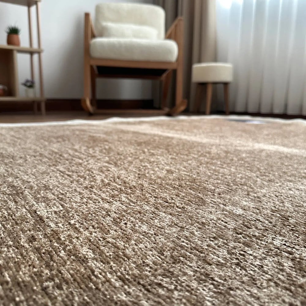 Bej Krem Organik Kesim Amorf Halı – Modern Salon ve Oturma Odası Halısı