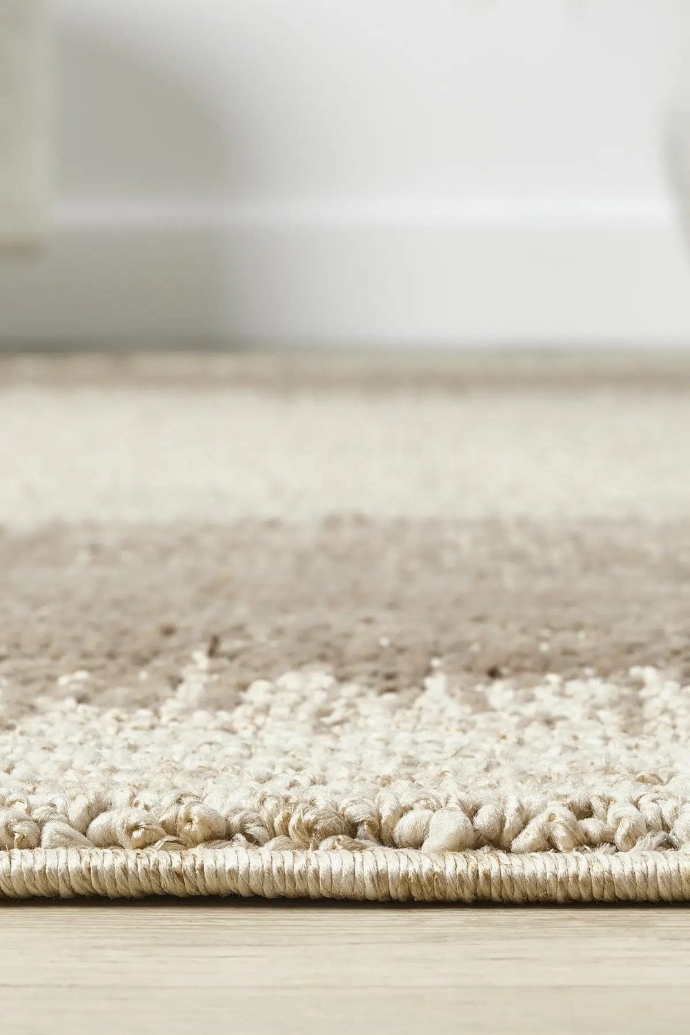 Pearl - Shadow Eskitme Çerçeveli Vizon Modern Salon ve Odası Halısı