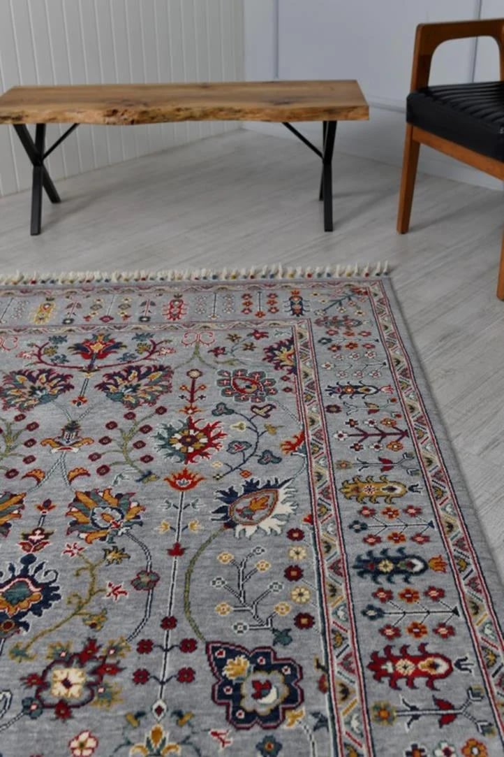 Sultani 805 Gri Yün Halı | Uşak Desen Klasik Salon Halısı