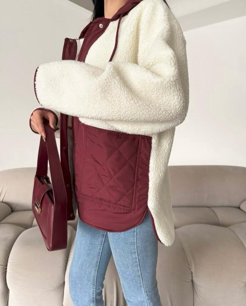   BORDO DETAYLI KREM KAPÜŞONLU PELUŞ HIRKA CEKET