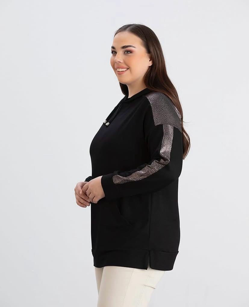  KAPÜŞONLU PARLAK ŞERİT DETAYLI SİYAH SWEATSHİRT