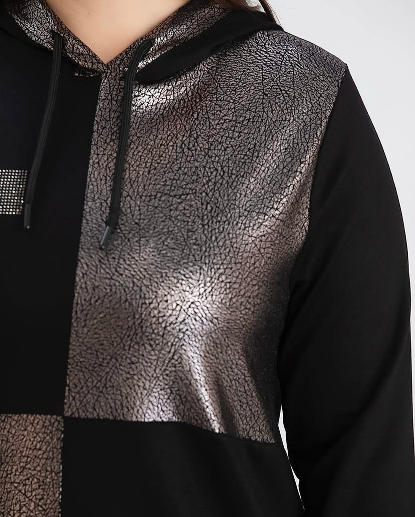 KAPÜŞONLU PARLAK KUMAŞ DETAYLI SWEATSHİRT