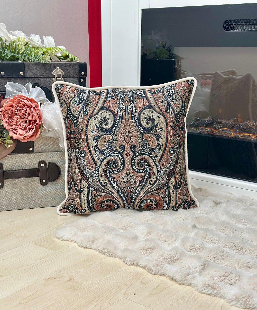 Etro Model Şal Desenli Siyah Dekoratif Kırlent