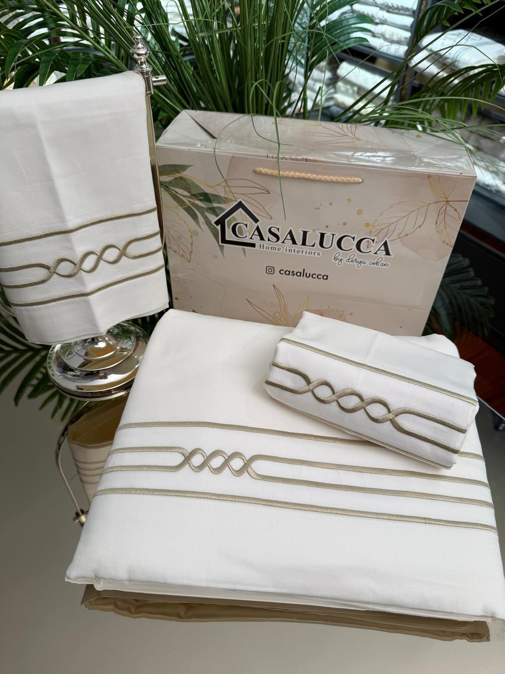 Nevresim Takımı Linda Model Vizon Nakış (King Size)