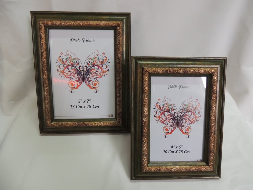 Camlı Dekoratif Resim Çerçevesi 2'li Takım – 13×18 cm & 10×15 cm | Yeşil-Gold | Ayarlanabilir Ayaklı