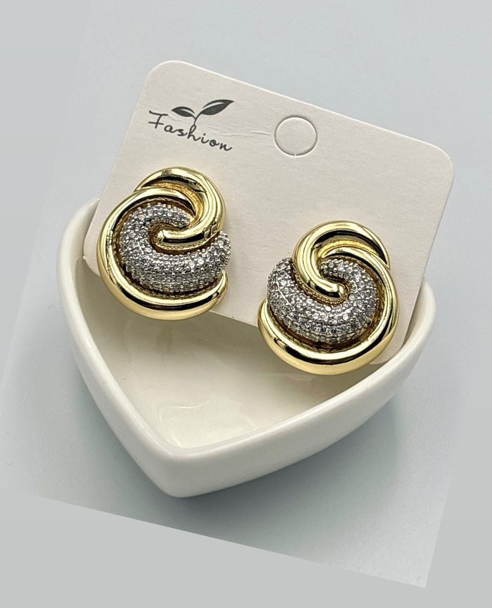 Gold Renk Taşlı Küpe