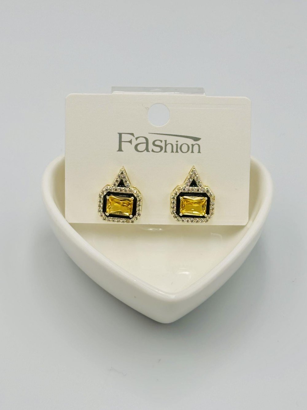 Gold Taşlı Küpe