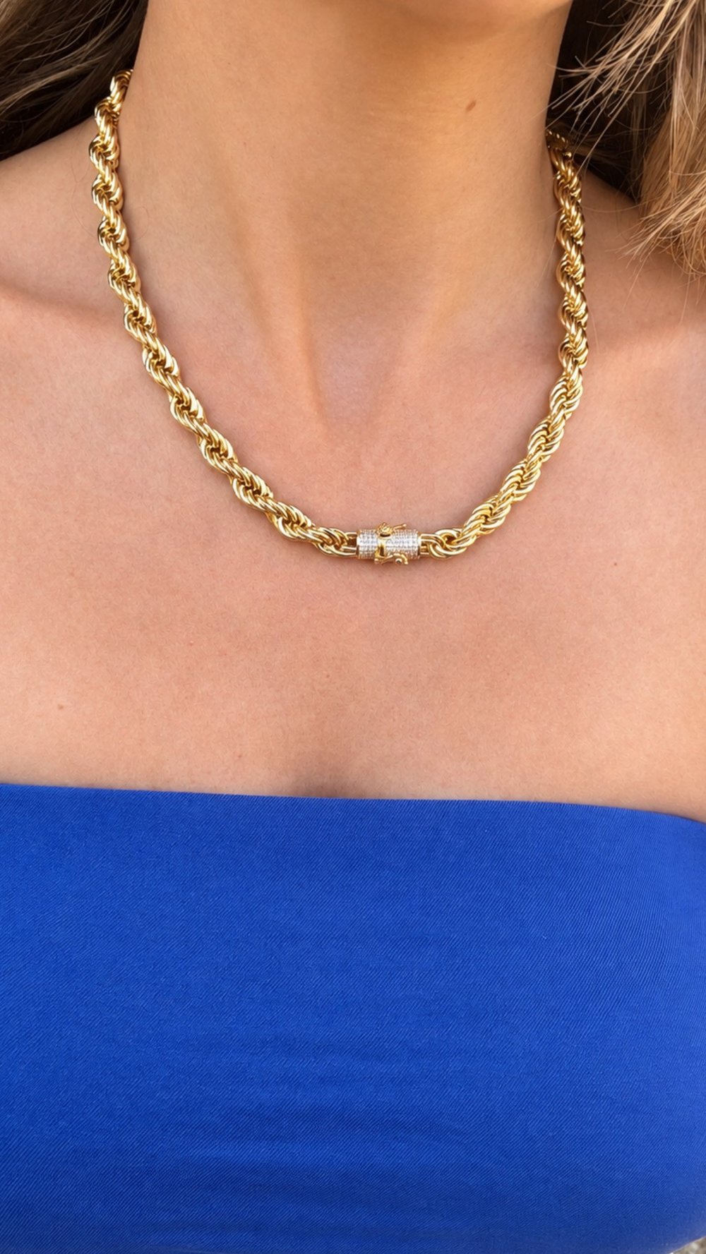 Özel Seri 14k Gold Burgu Klips Detaylı Kolye