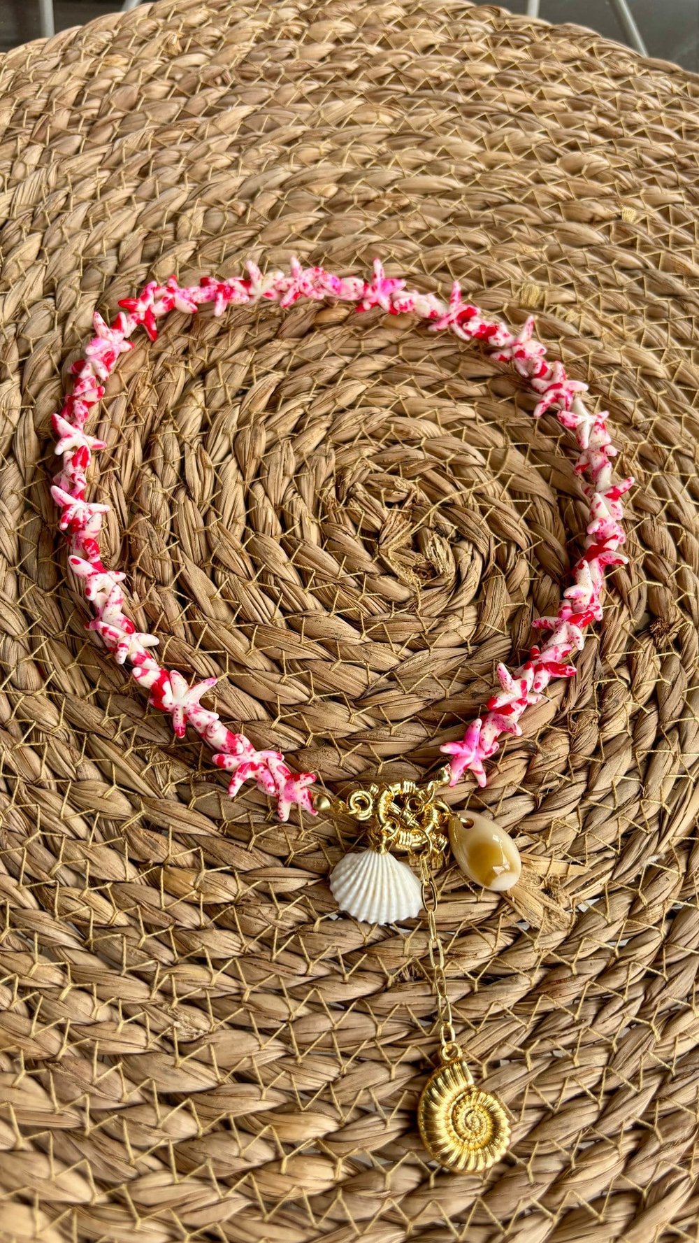 Pembe Deniz Yıldıızlı Boncuk Kolye